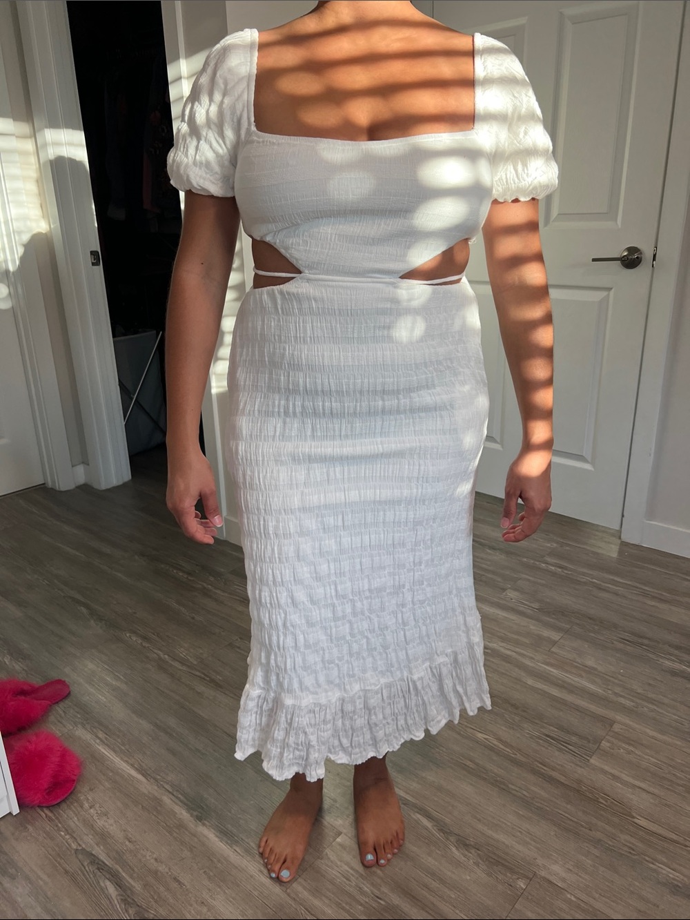 Move out sale: White Puff-Sleeve Maxi Dress - Elegant Summer Style